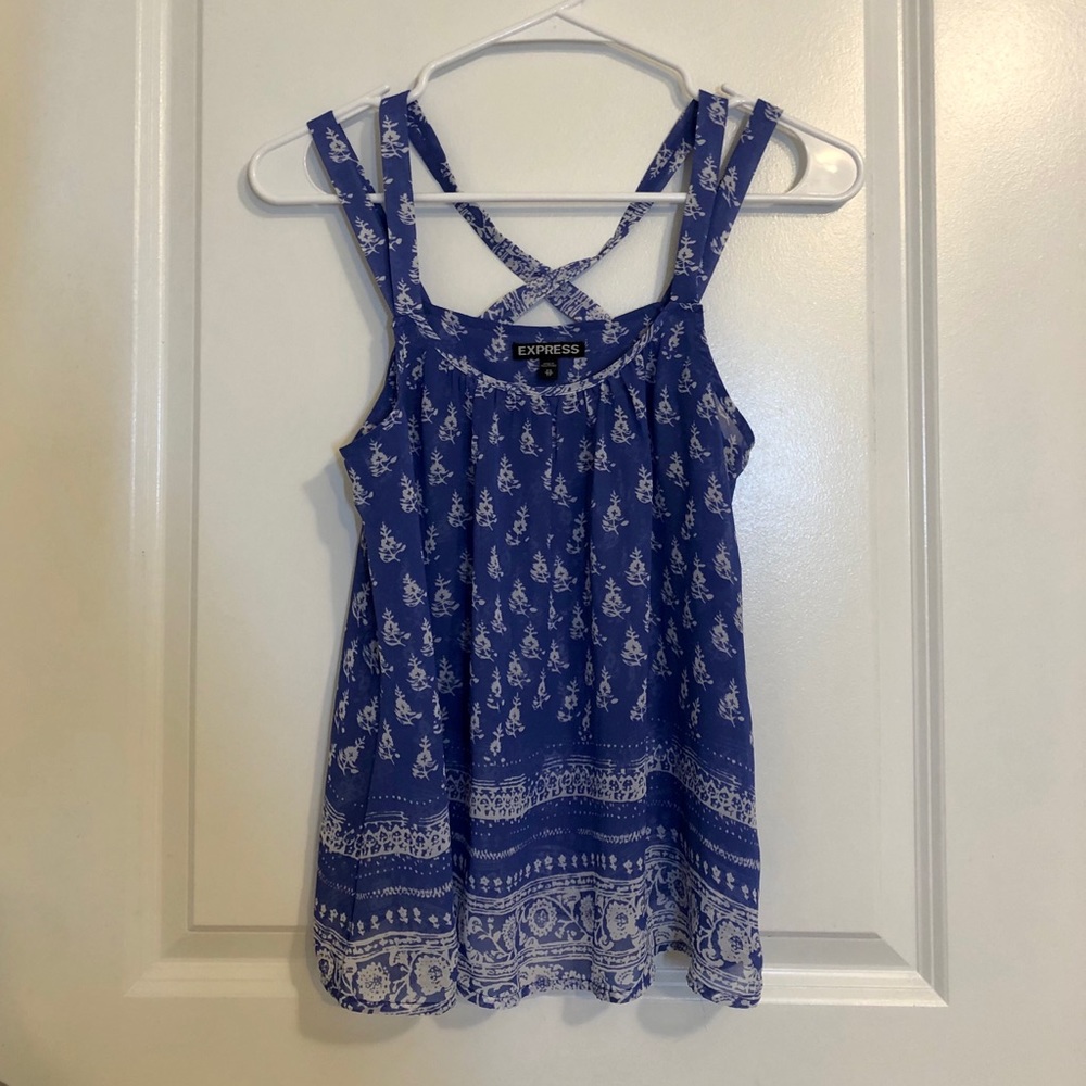 Flowy printed Express top